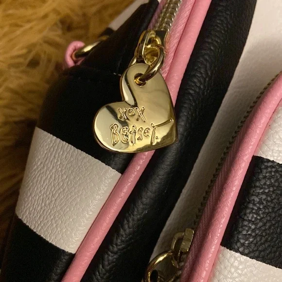 NWOT BETSEY JOHNSON mini flowered stripped convertible backpack - Picture 4 of 8